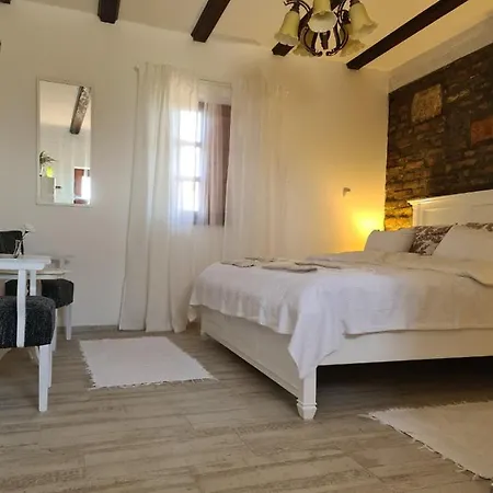 Salas Isailovi * Sremska Mitrovica