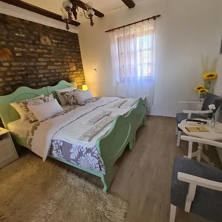 Landhaus Salas Isailovi Sremska Mitrovica