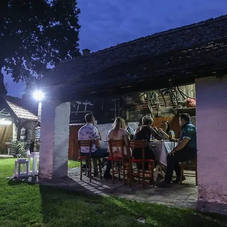 Casa di campagna Salas Isailovi